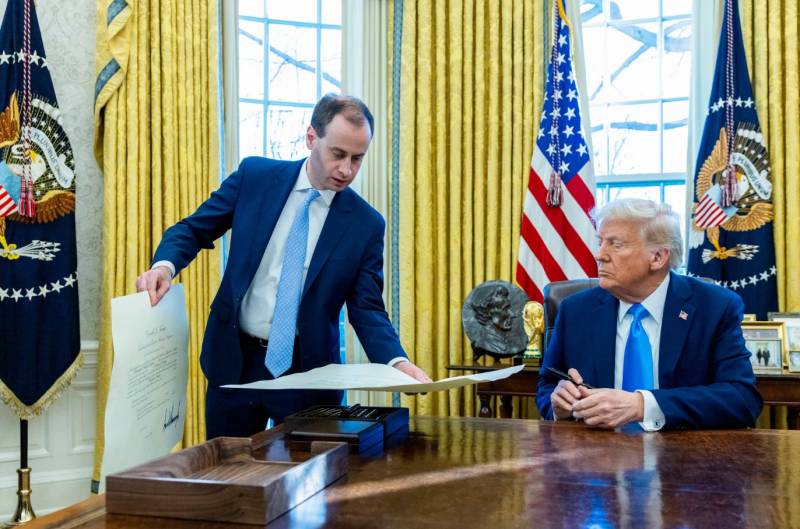 Trump calls for work on new Iran nuclear deal to begin 'immediately'