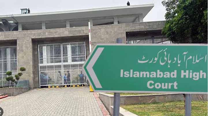 7 rescued from IHC elevator