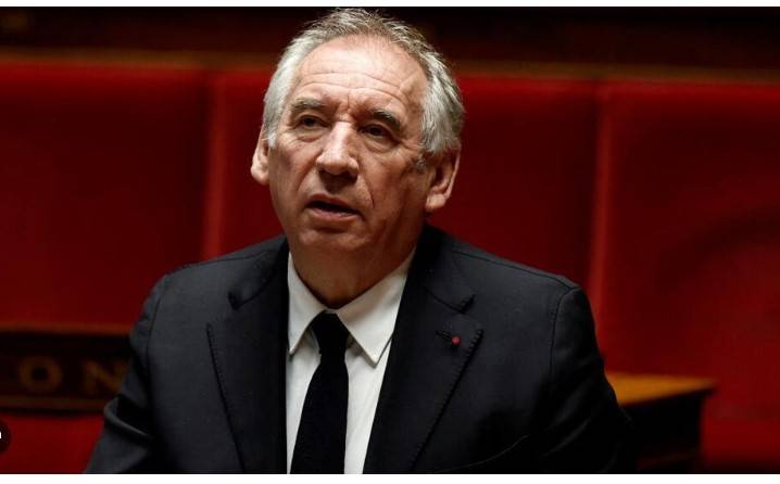 French PM survives no-confidence votes