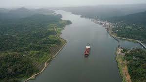 Panama hits back at US over 'free' canal use claim