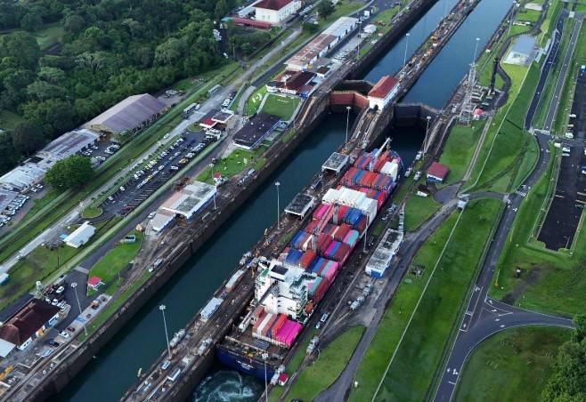 US govt vessels to sail free through Panama Canal