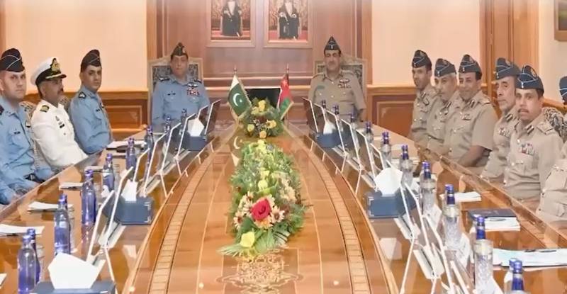 Air Chief Marshal assures provision of training and support for Royal Air Force of Oman