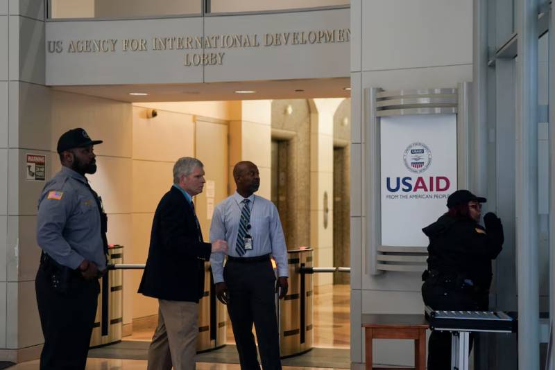 Trump says US aid agency should 'close'