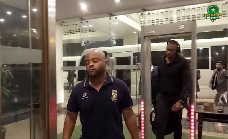 South African cricket team land in Lahore to play tri-nation series