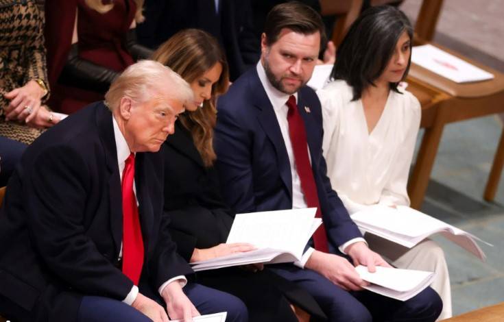 Trump's 'God squad' holds increasing sway at White House