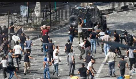 Arrest of Palestinian booksellers sparks Jerusalem protest