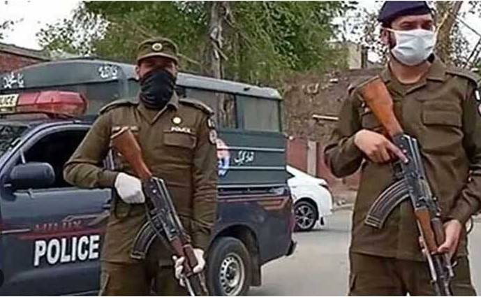 Dacoit carrying Rs7m head-money killed in Muzaffargarh police encounter