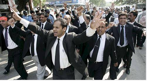 Protesting lawyers stage sit-in at Islamabad’s D-Chowk