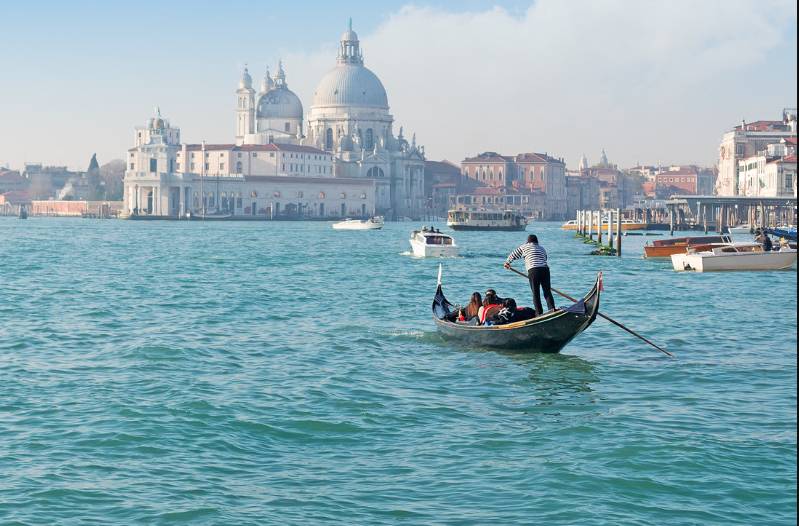 Venice extends tourist tax for 2025