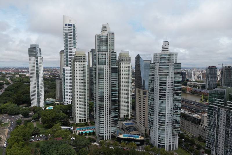 Dozens evacuated in Buenos Aires as fire rages in 50-floor building: rescuers