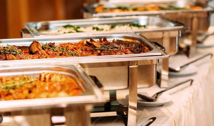 200 wedding guests hospitalized after having unhygienic food in Raiwind 
