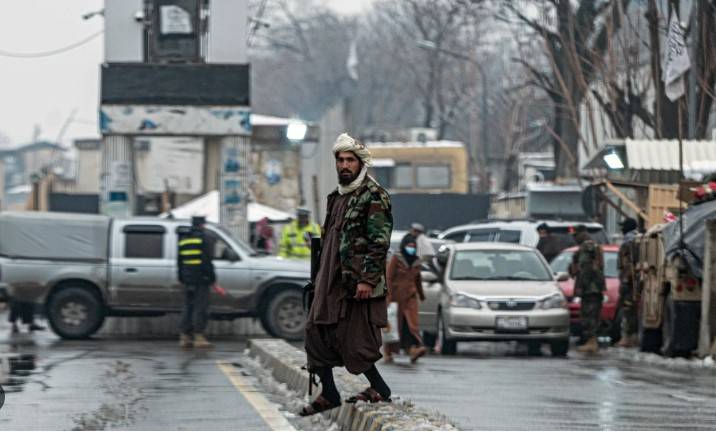 Suicide bomber strikes Afghan ministry in Kabul