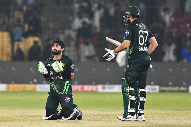 Rizwan and Salman smash tons as Pakistan defeat South Africa in record chase