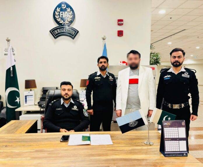 FIA’s Interpol nabs fugitive in UAE, extradites to Islamabad