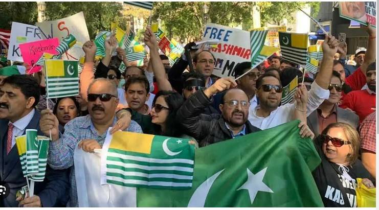Kashmiris, Sikhs stage anti-Modi protest in Washington 