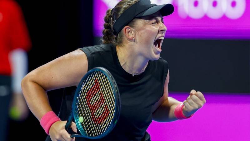 Swiatek's Doha reign ended by Ostapenko in semis