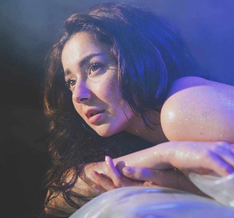 Hania Aamir comes under fire for bold photoshoot