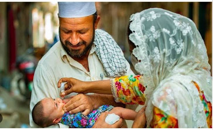 Man jailed, fined Rs50,000 for refusing polio drops to kids in Ghotki