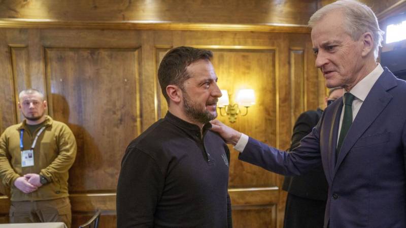 Zelensky rejects Trump-led deal with US on minerals