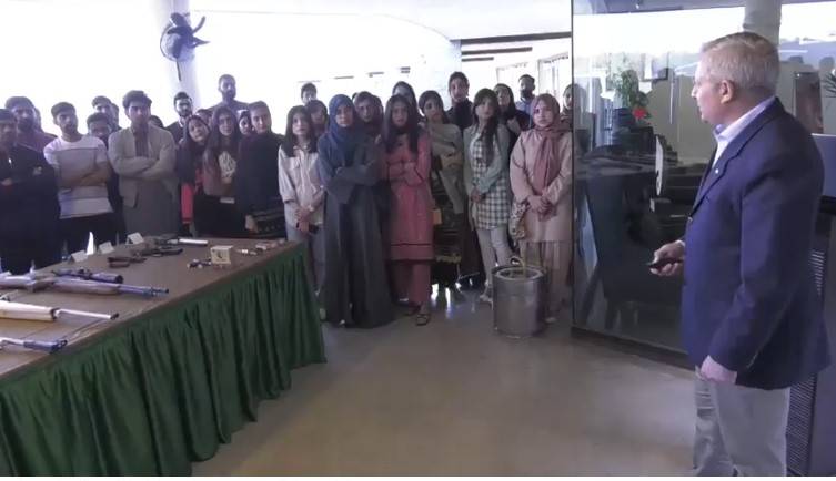 Interns of ISPR visit Lahore Garrison Shooting Gallery