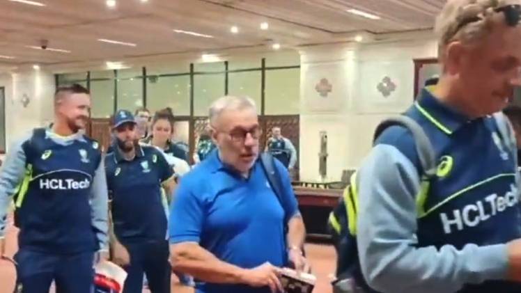 Australian cricket team land in Lahore for ICC Champions Trophy 