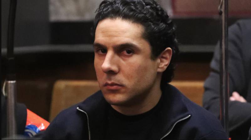 France tries five for holding reporters hostage in Syria