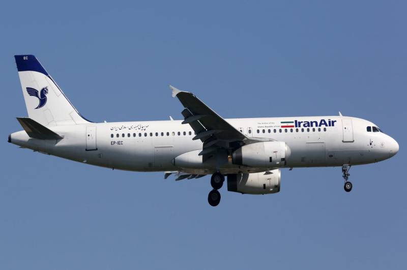 Lebanon says extends suspension of flights to and from Iran