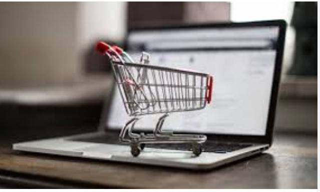 Online shopping giants bet on AI to curb clothes returns