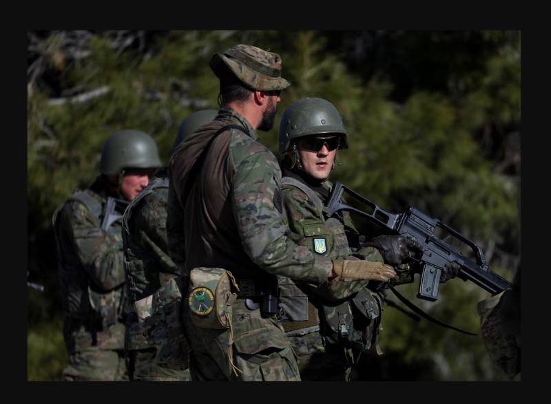 Spain says 'too soon' to talk about troops in Ukraine