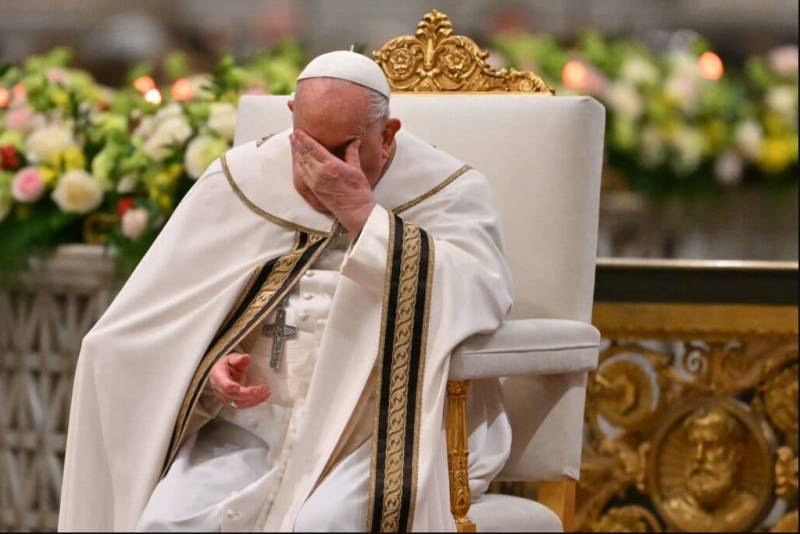 Surgeries, acupuncture, therapy: the pope's health issues