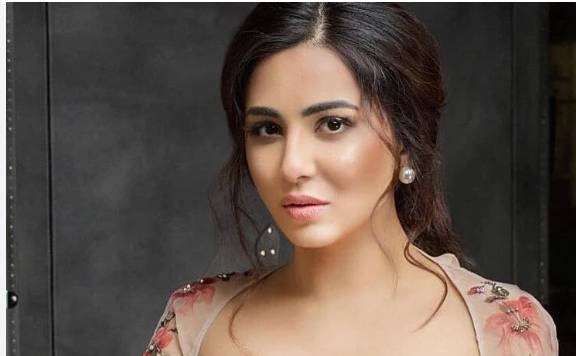 Ushna Shah BLEEDS for Ishq-e-Junoon