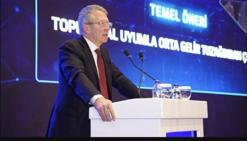 Turkey probes top business lobby chief over critical speech