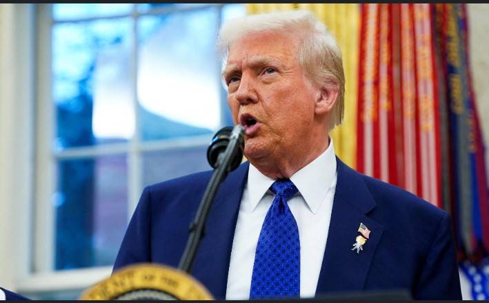 Trump says Russia has 'the cards' in Ukraine talks