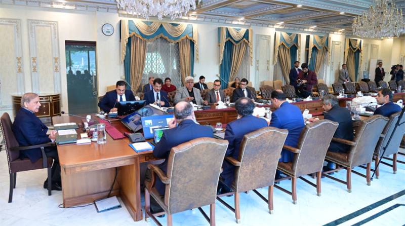 PM calls for devising effective strategy to achieve $60b exports targets 