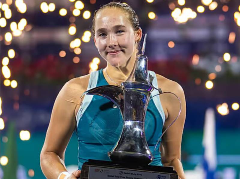 Andreeva, 17, makes WTA history with help from LeBron and Federer