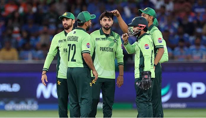 Pakistan remain on others mercy for semi-finals spot 