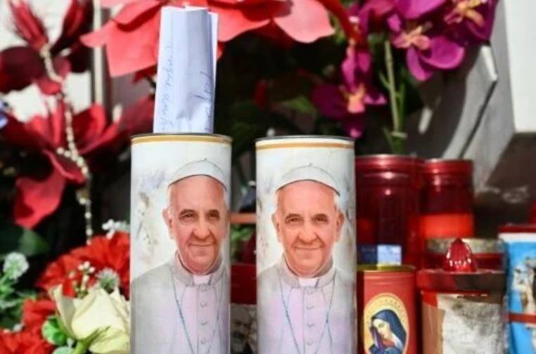 Pope suffers respiratory attack, condition critical: Vatican