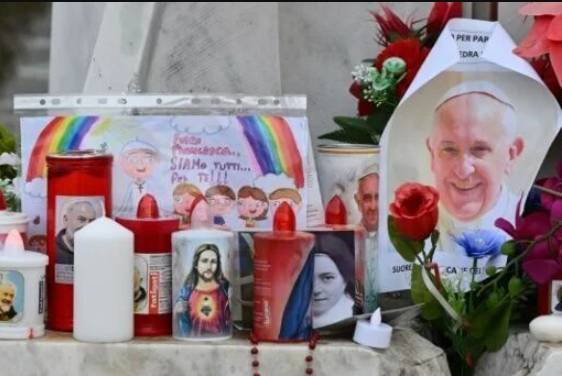 Critically-ill pope 'not in pain': Vatican source