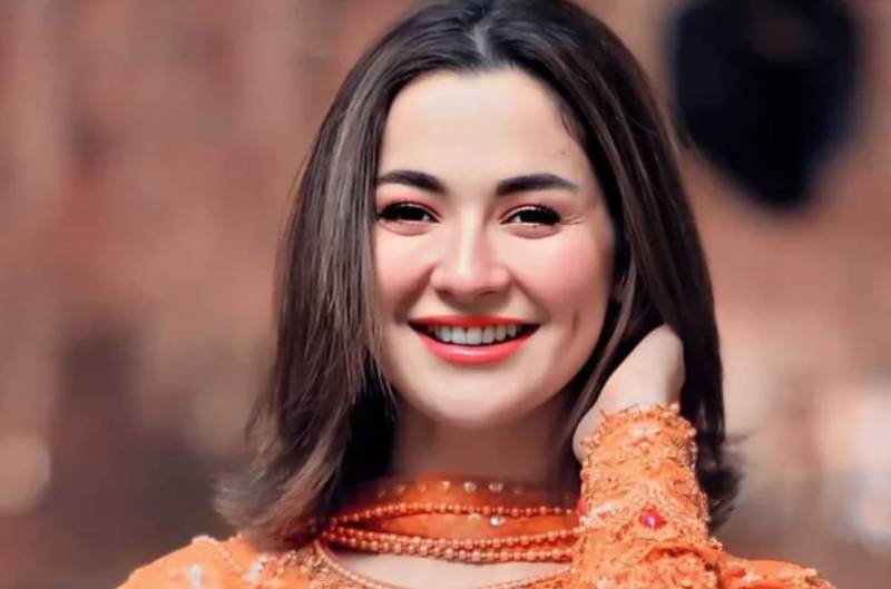 Fans defend Hania Aamir after dermatologist’s fake dimple claim sparks debate