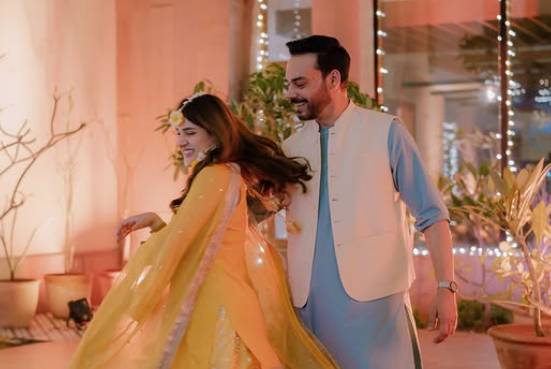 Kubra Khan reacts to severe criticism over dance performances at her wedding 