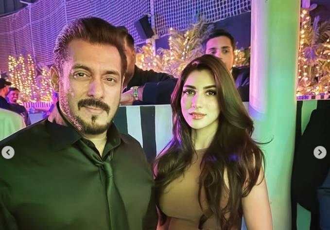 Nazish Jahangir with Salman Khan in Dubai 