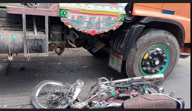 Water tanker crushes another man to death in Karachi