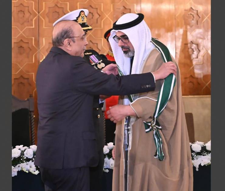 President confers Nishan-i-Pakistan award on UAE Crown Prince