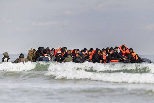 UK posts record number of asylum requests