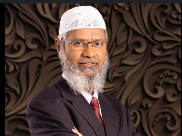 PML-Q leader Nadeem Pehalwan meets Dr Zakir Naik in Lahore