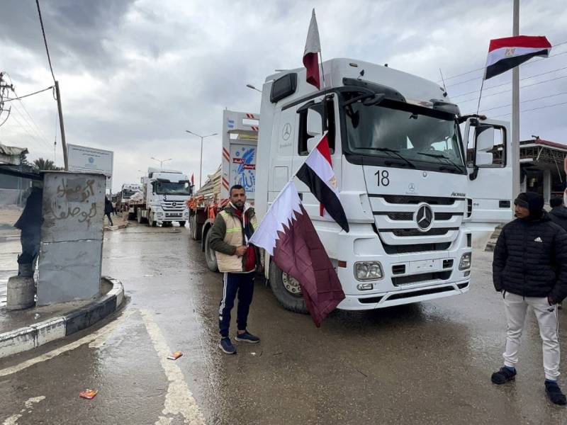 Israel announces suspension of entry of supplies into Gaza