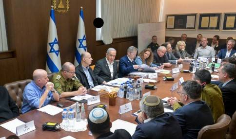 Israel endorses plan to extend Gaza truce as first phase draws to close