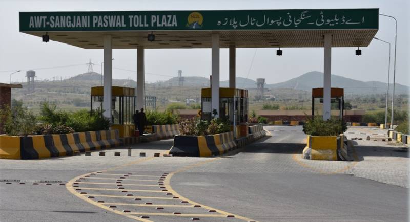 Terrorists target Motorway Police near Sangjani Interchange; van burnt