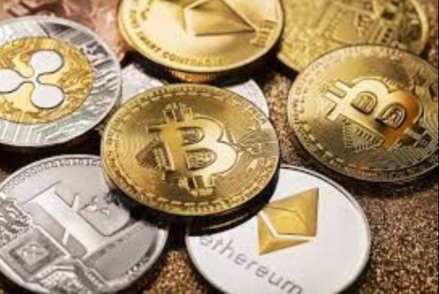 Trump's crypto reserve post sparks rally, dash for currencies