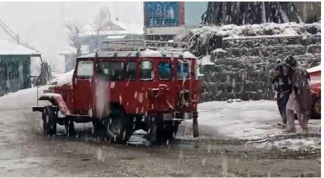 PDMA issues snowfall, rain alert for Murree